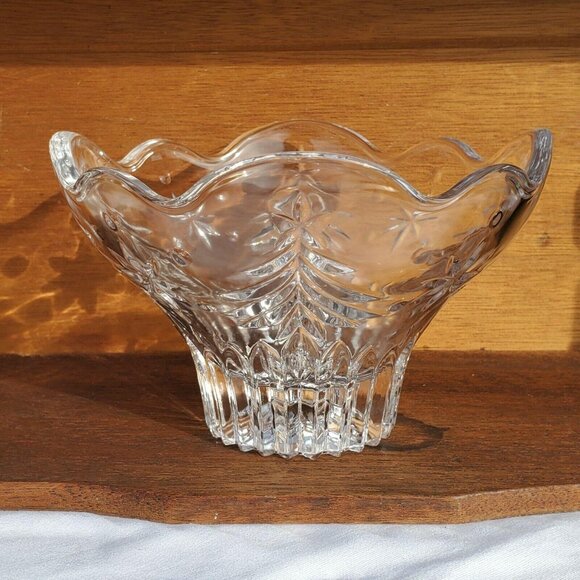 Mikasa Other - Mikasa Christmas Night Bowl 6" Crystal Celebration star & holiday tree